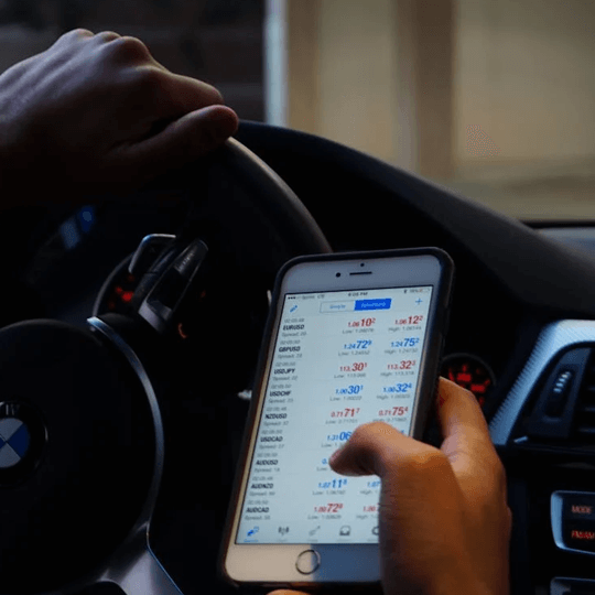 AltrevoDucthAI Illustration der Leistungsanalyse